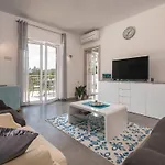 בית נופש Grace By Interhome Cerovlje
