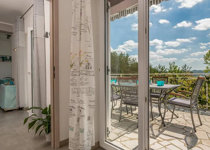 Grace By Interhome Cerovlje